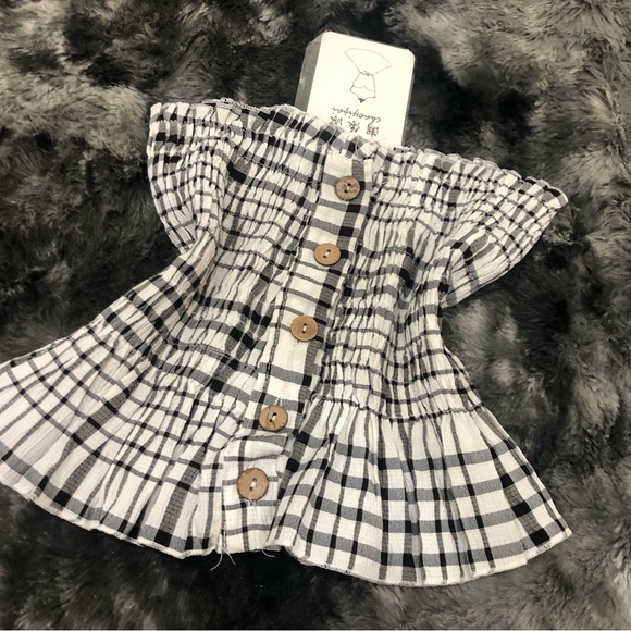 PLAID BLACK AND WHITE CROPPED STRAPLESS BANDEAU RUFFLE TOP - Picture 4 of 5